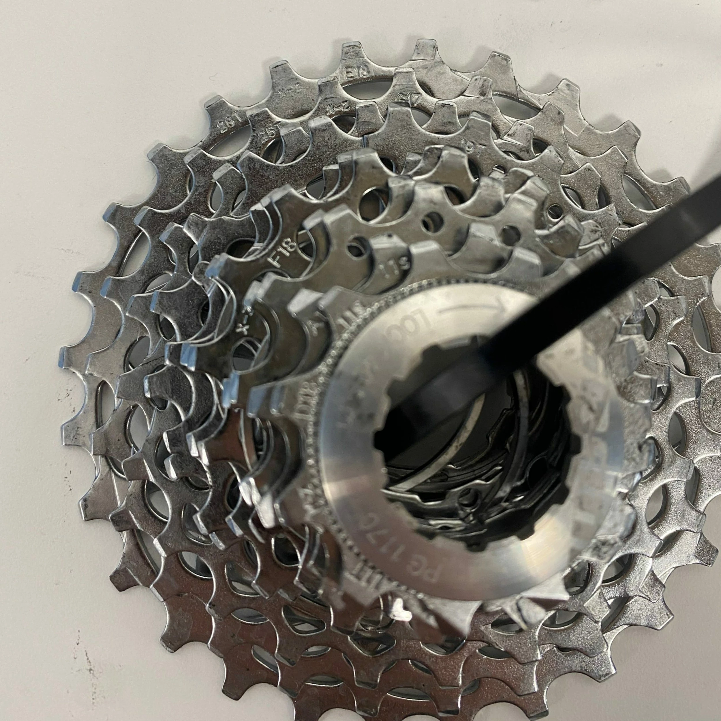 Lot De 4 Cassettes D'Occasion SRAM FORCE 22 PG 1170 11 Vitesses 4 Lot De 4 Cassettes D'Occasion SRAM FORCE 22 PG 1170 11 Vitesses – Image 4