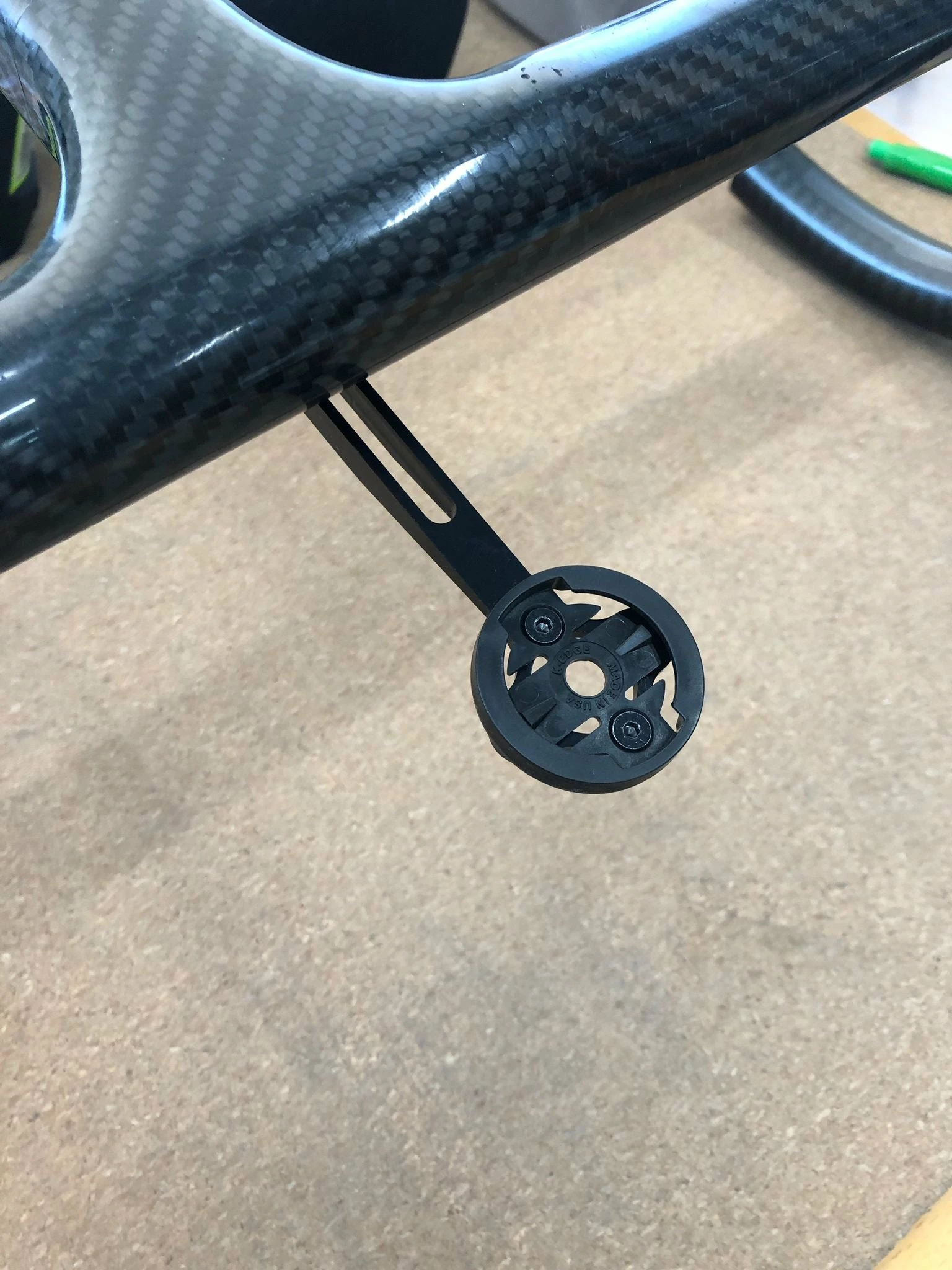 Cintre Darimo Nexum Avec Potence Integrée 4 Cintre Darimo Nexum Avec Potence Integrée – Image 4